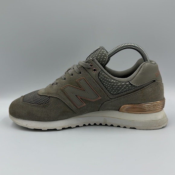 New Balance 574 Shoes WL574FSC Women’s Sz 8.5 - Picture 7 of 9